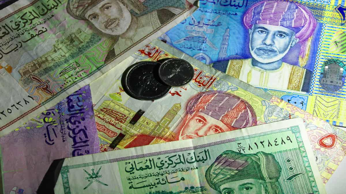 Currency exchange against the Omani Riyal