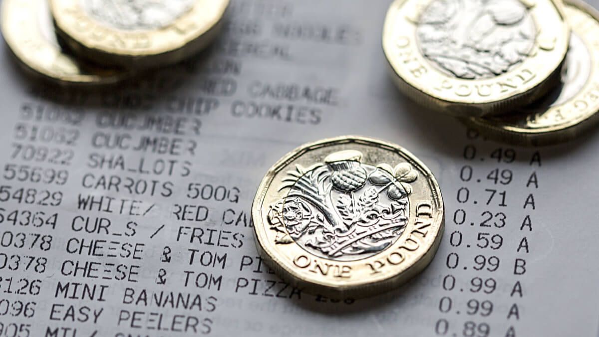 UK inflation holds at 4%, sterling slides vs. USD and EUR