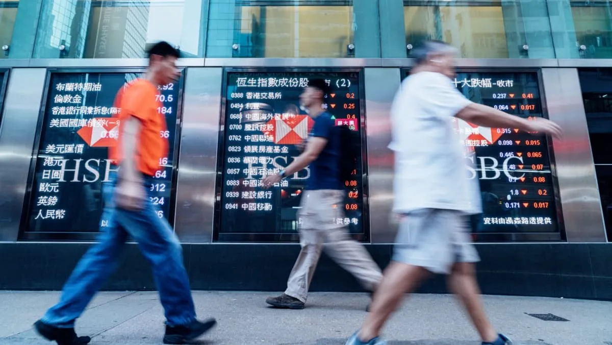 Hang Seng index tanks close to 10% amid lack of immediate stimulus